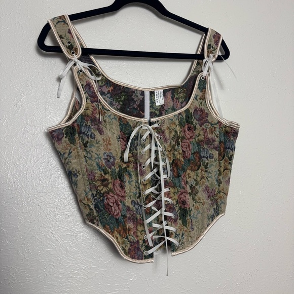 Tops - Floral Lace-Up Corset Top